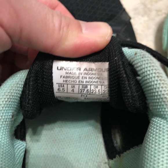 Under amour sneakers - Picture 5 of 5